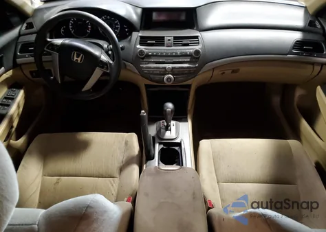 2011 Honda Accord Lxp z USA, uszkodzony, nr VIN 1HGCP2F40BA001498